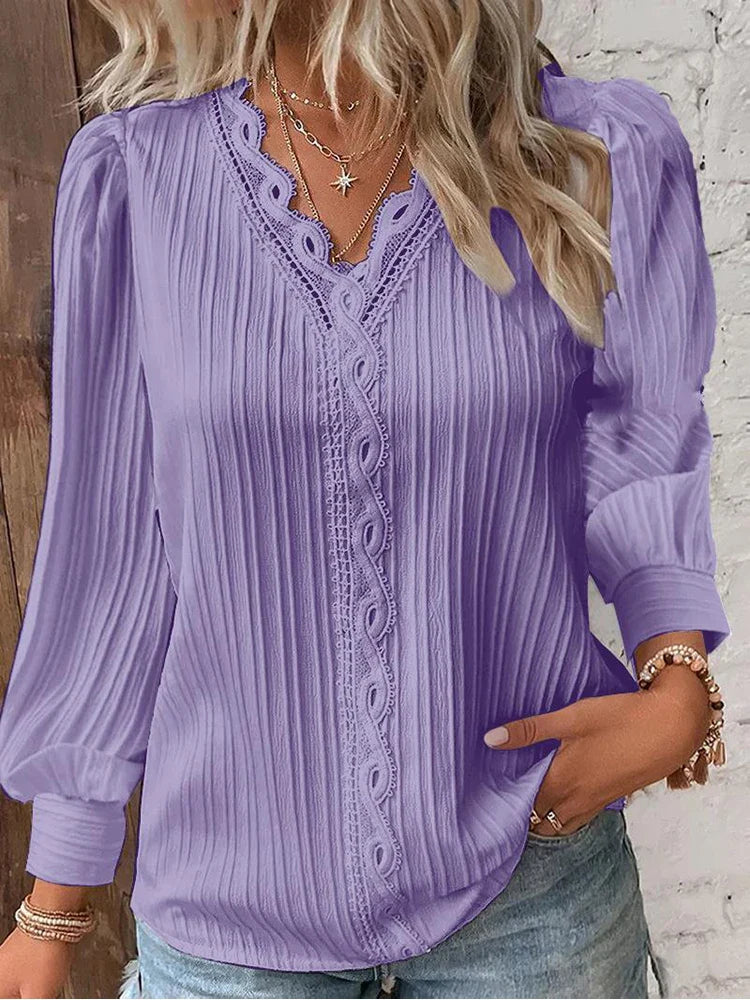 Emma - Élégance en Chiffon avec Détails en Dentelle