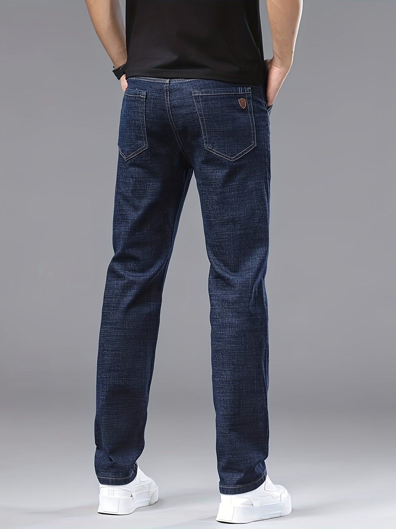 Pantalon Denim Ajusté – Confort et Style