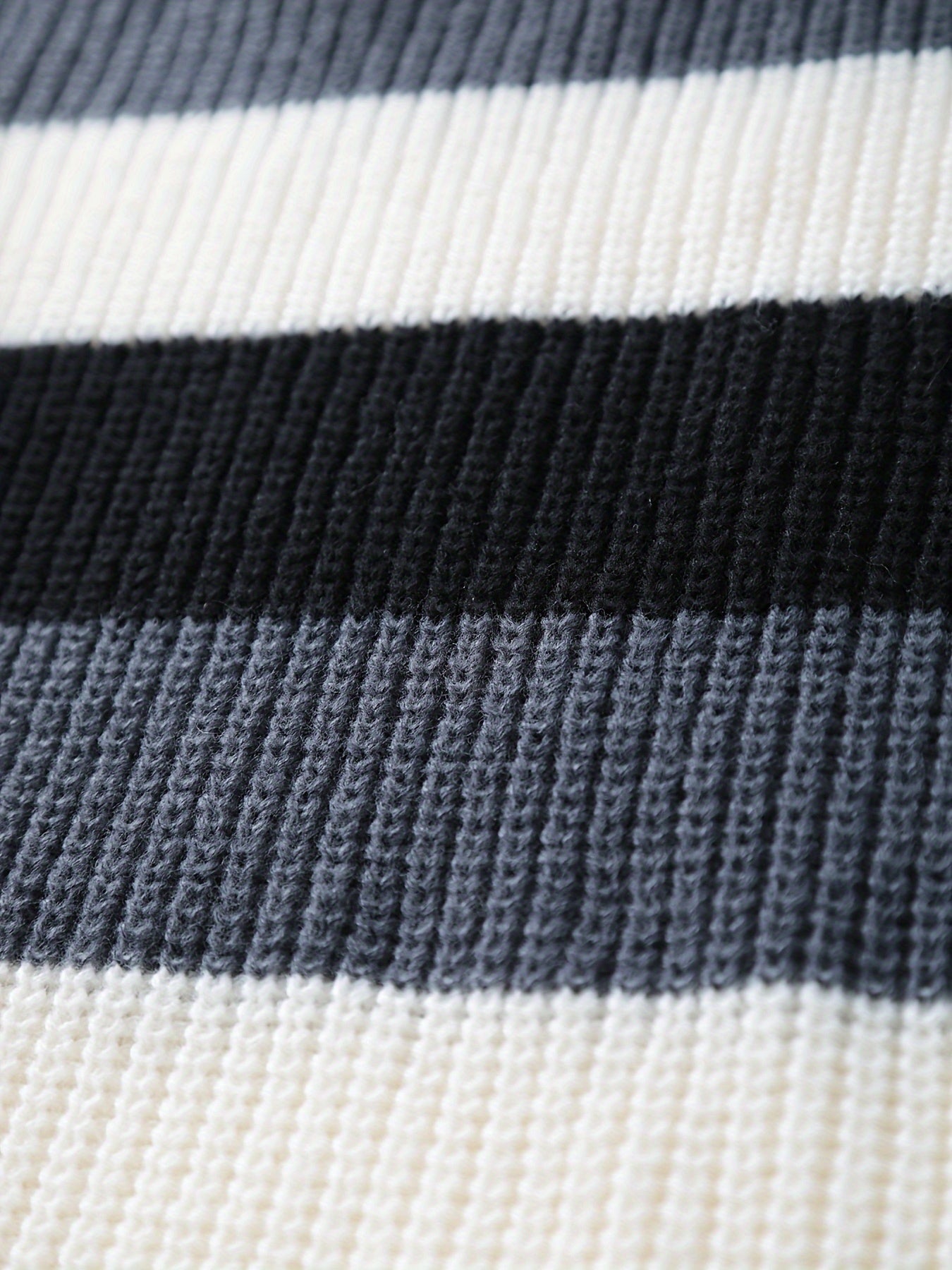 Pull Rayé Élégant pour Homme